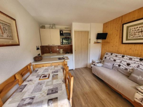 Appartement cosy 4/5 pers, pistes Montgenèvre, balcon sud, parking, services en option - FR-1-266-70